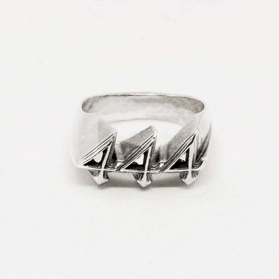 Anillos de plata 950 para hombre: Calidad superior y diseños exclusivos de Flames Army
