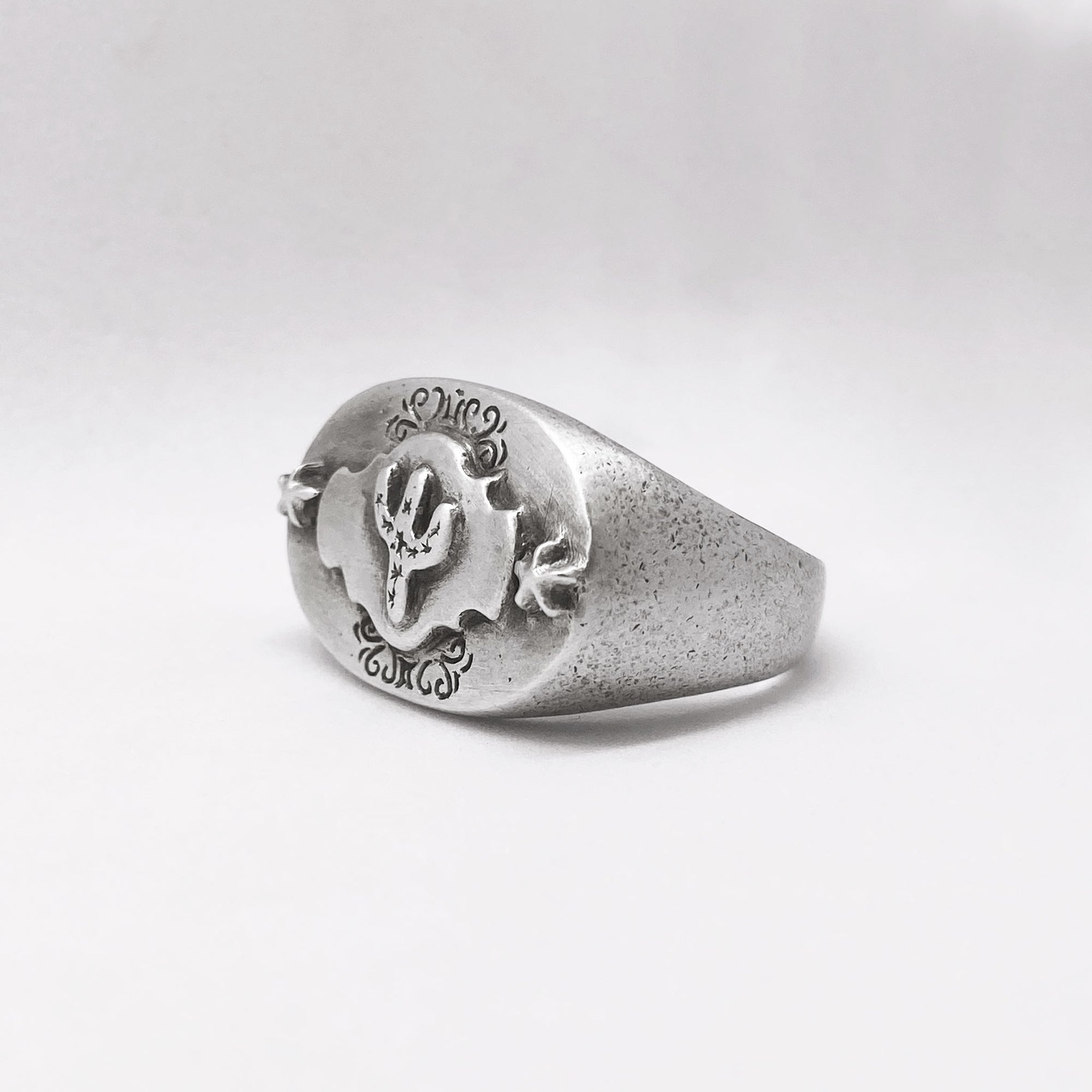 Cactus buckle